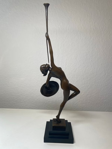 Scultura donna bronzo statua