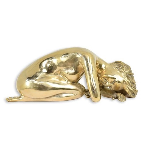 Scultura bronzo donna sdraiata